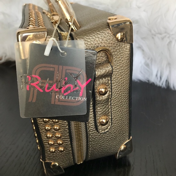 New Gold Studded Pewter Handbag With Gold Zipper. - Picture 2 of 6